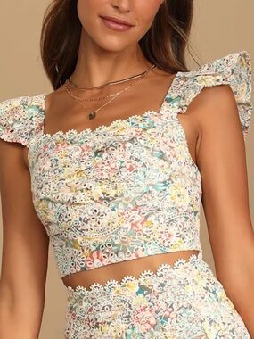 24 new nwt Lulus top XS small floral